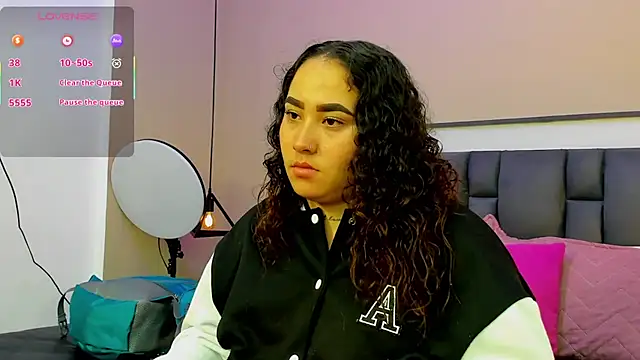 Snapshot of Ayla_martinez chatting on September 24, 2025, 2:04 am Ayla martinez online show from September 24, 2025, 2:04 am