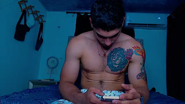 Rich boy01 online show from January 26, 2025, 8:56 pm