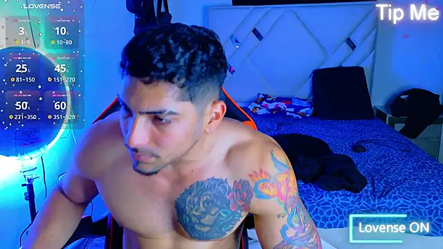 Rich boy01 online show from September 10, 2025, 6:41 pm