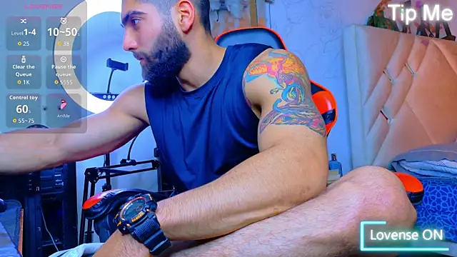 Rich boy01 online show from April 3, 2026, 11:03 pm