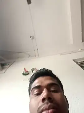 Snapshot of 900irani chatting on December 2, 2024, 5:37 am 900irani online show from December 2, 2024, 5:37 am