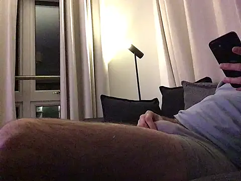 TallBoy2810 online show from October 23, 2025, 10:41 pm