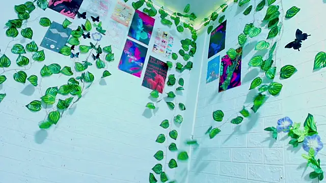 Snapshot of stevan1855 chatting on February 12, 2026, 2:01 pm stevan1855 online show from February 12, 2026, 2:01 pm