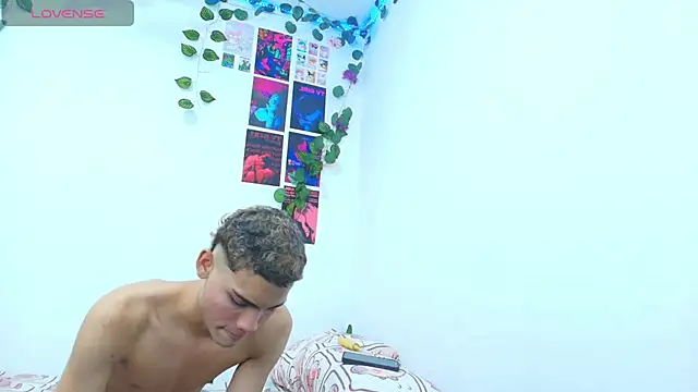stevan1855 online show from May 26, 2026, 5:03 am