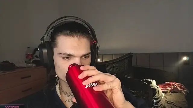 JordanShow online show from March 2, 2025, 9:53 am