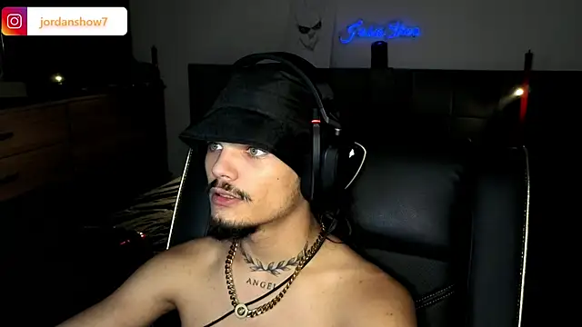 JordanShow online show from September 14, 2025, 7:13 pm