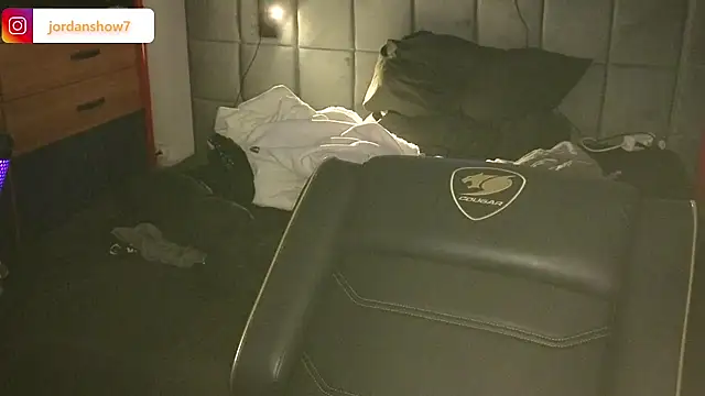 JordanShow online show from September 18, 2025, 4:14 am