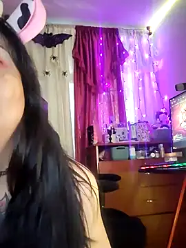 l1la Rav3n online show from October 29, 2025, 1:19 am