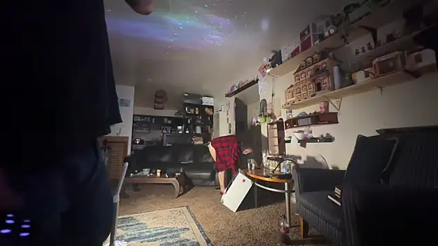 Snapshot of deadpi chatting on October 4, 2025, 7:12 pm deadpi online show from October 4, 2025, 7:12 pm