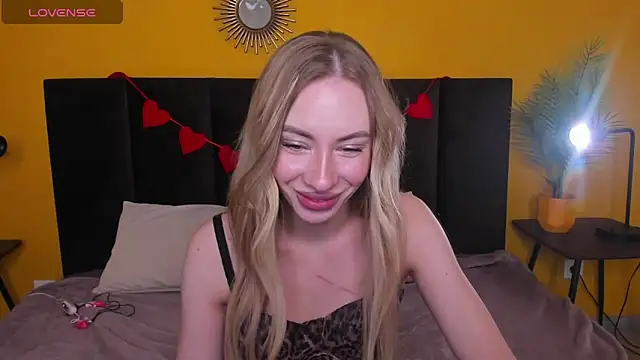 Diana Garrett online show from February 25, 2026, 9:08 am