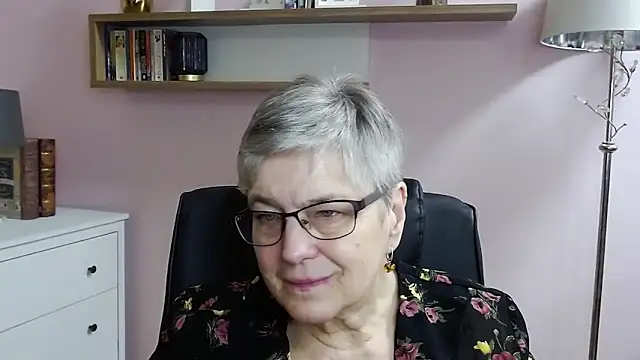 IrisDream online show from December 23, 2024, 10:32 am