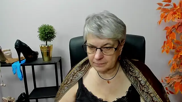 IrisDream online show from December 31, 2024, 1:19 pm