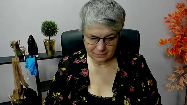 IrisDream online show from January 14, 2025, 7:38 am