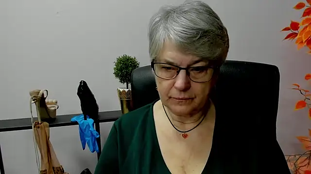 IrisDream online show from February 14, 2025, 7:17 am