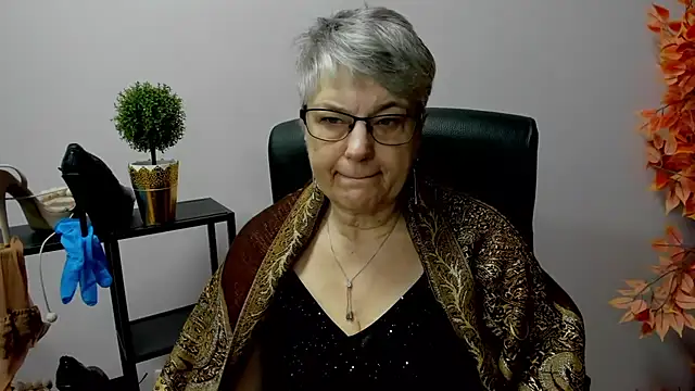 IrisDream online show from February 21, 2025, 7:12 am