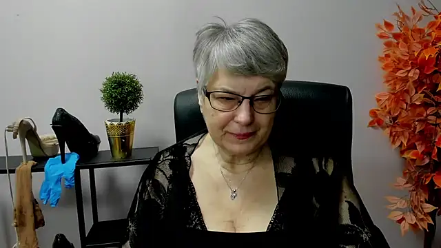 IrisDream online show from March 4, 2025, 7:19 am