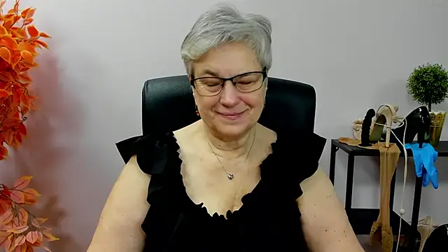 IrisDream online show from October 30, 2025, 7:21 am