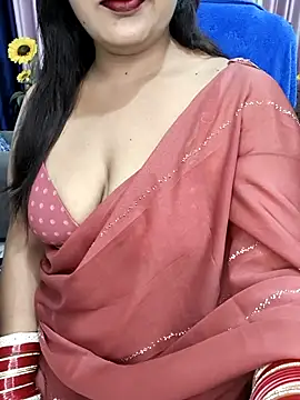 Snapshot of Cute-Raashii chatting on May 5, 2026, 11:35 pm Cute-Raashii online show from May 5, 2026, 11:35 pm