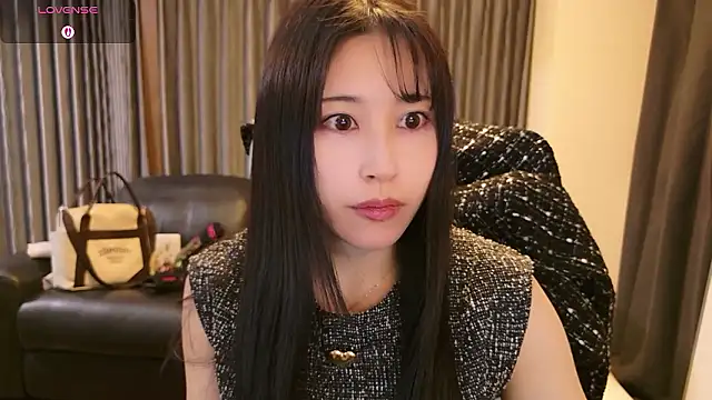 -satomi-jp online show from March 13, 2026, 12:56 pm