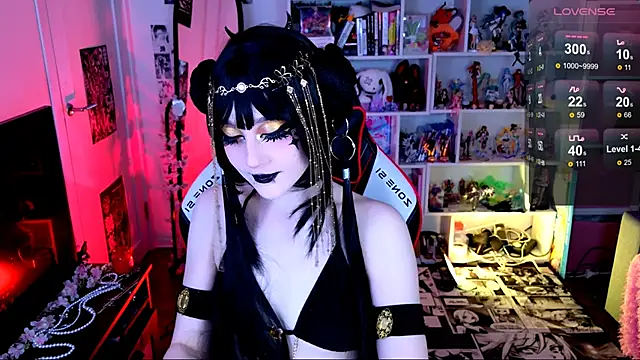 Snapshot of Aki__Ra chatting on May 21, 2026, 7:10 pm Aki Ra online show from May 21, 2026, 7:10 pm