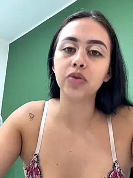 iiris  online show from November 21, 2025, 4:16 pm