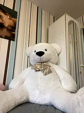 Liya my online show from November 28, 2025, 11:02 am