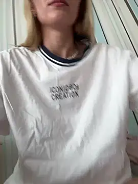 Snapshot of Liya_my chatting on July 31, 2026, 1:32 pm Liya my online show from July 31, 2026, 1:32 pm