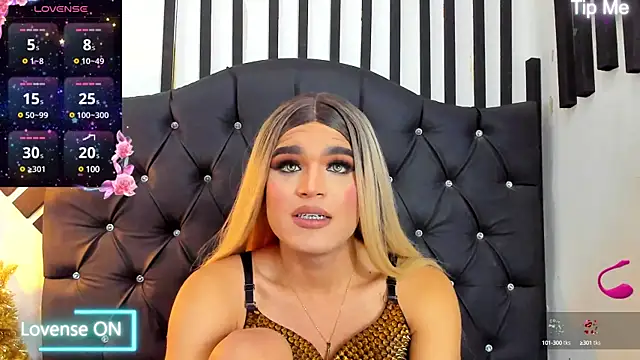 Snapshot of AllisonsweetZ chatting on December 11, 2024, 8:07 pm AllisonsweetZ online show from December 11, 2024, 8:07 pm