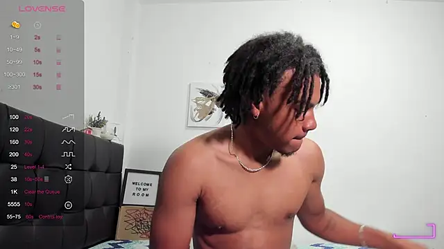 RoddyRich11 online show from November 14, 2025, 11:53 am