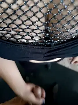 Snapshot of sophie_banger chatting on March 12, 2025, 7:06 pm sophie banger online show from March 12, 2025, 7:06 pm