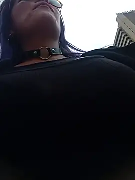 Snapshot of sophie_banger chatting on September 18, 2025, 6:10 pm sophie banger online show from September 18, 2025, 6:10 pm