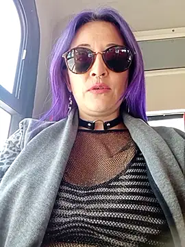 Snapshot of sophie_banger chatting on November 13, 2025, 6:51 pm sophie banger online show from November 13, 2025, 6:51 pm