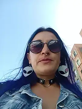 Snapshot of sophie_banger chatting on January 17, 2026, 7:39 pm sophie banger online show from January 17, 2026, 7:39 pm