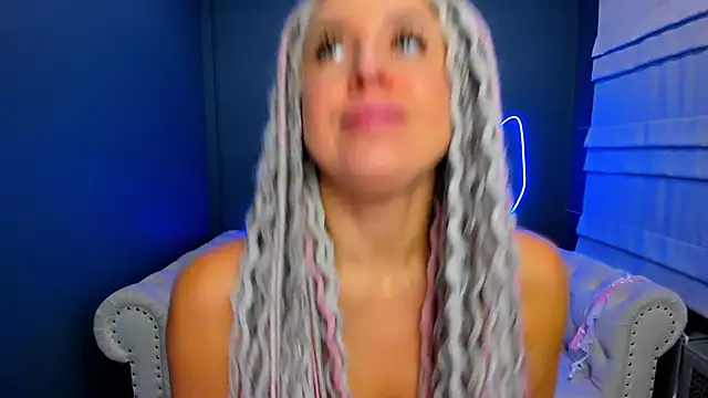 rock n roxy online show from October 21, 2025, 1:17 am