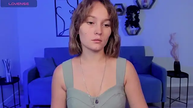 BritnieCute online show from October 30, 2025, 6:59 am