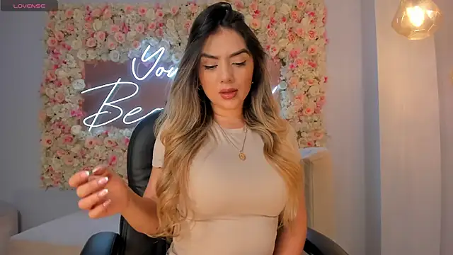 ChloePreston  online show from January 17, 2026, 10:53 am