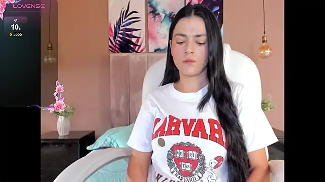 Snapshot of BellaClaiir chatting on November 25, 2025, 2:39 pm BellaClaiir online show from November 25, 2025, 2:39 pm