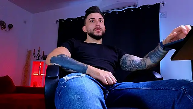 MightyAaron66 online show from September 19, 2025, 2:51 pm