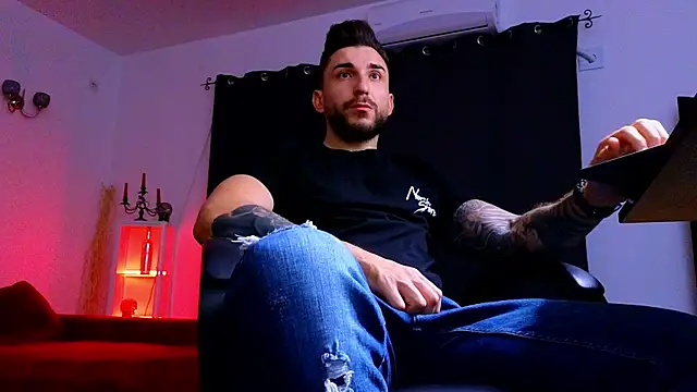 MightyAaron66 online show from September 23, 2025, 1:19 am