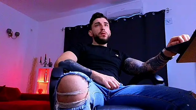 Snapshot of MightyAaron66 chatting on January 11, 2026, 6:51 am MightyAaron66 online show from January 11, 2026, 6:51 am