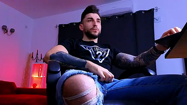 Snapshot of MightyAaron66 chatting on January 16, 2026, 3:49 pm MightyAaron66 online show from January 16, 2026, 3:49 pm