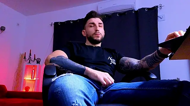 Snapshot of MightyAaron66 chatting on January 17, 2026, 5:27 pm MightyAaron66 online show from January 17, 2026, 5:27 pm