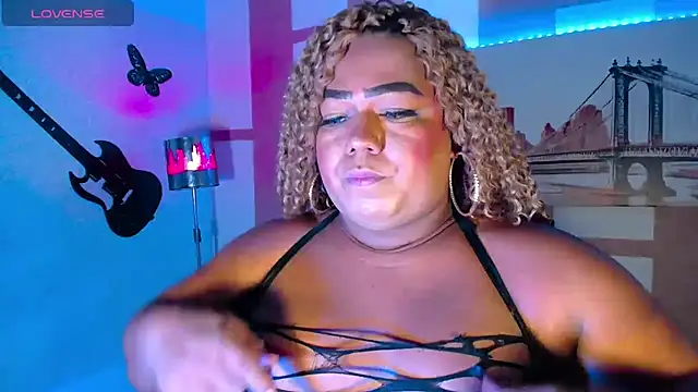 OpraxBellinda online show from December 23, 2025, 1:47 am