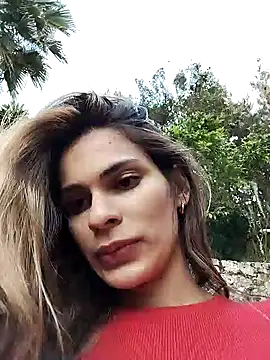 cuteluci  online show from January 26, 2025, 1:25 pm