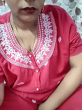 Snapshot of samitasharma chatting on January 4, 2025, 3:07 pm samitasharma online show from January 4, 2025, 3:07 pm