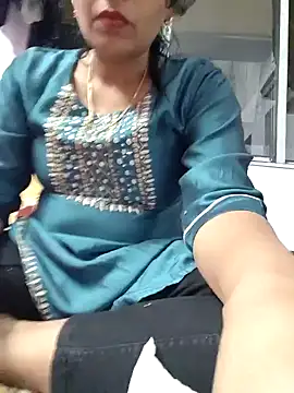 Snapshot of samitasharma chatting on January 12, 2025, 3:03 pm samitasharma online show from January 12, 2025, 3:03 pm