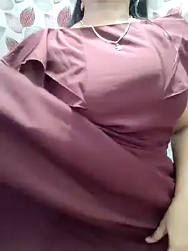 Snapshot of samitasharma chatting on January 16, 2025, 5:01 pm samitasharma online show from January 16, 2025, 5:01 pm