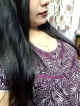 Snapshot of samitasharma chatting on January 18, 2025, 1:51 pm samitasharma online show from January 18, 2025, 1:51 pm