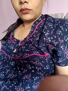 Snapshot of samitasharma chatting on January 21, 2025, 6:00 am samitasharma online show from January 21, 2025, 6:00 am