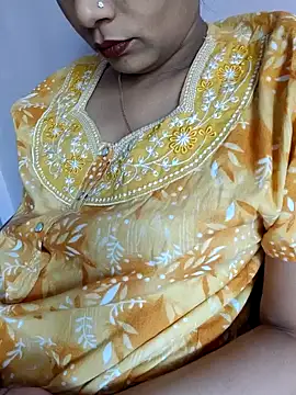 Snapshot of samitasharma chatting on January 23, 2025, 7:00 am samitasharma online show from January 23, 2025, 7:00 am